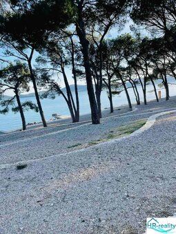 Spoločnosť HR-reality ponúka na predaj, v kempingu v Biograd