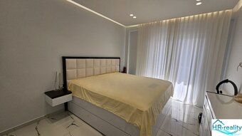 Ponúkame na predaj krásne zariadený 1 spálňový apartmán s vý