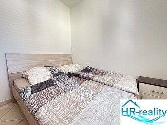 Ponúkame na predaj 3-izbový byt 47 m2, s veľkou terasou, na 