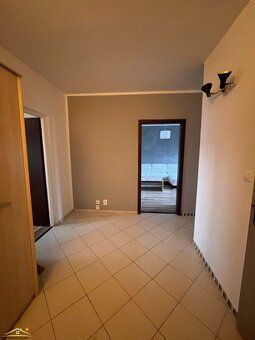Priestranný 2-izbový byt s výmerou 66 m² – Žilina, Vlčince
H