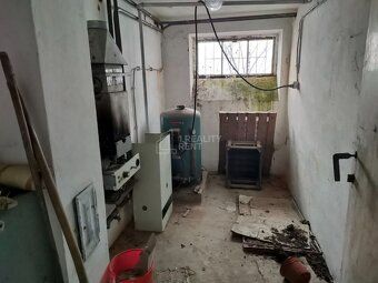 1.Reality Rent, vám ponúka na predaj prevádzkovú budovu v ob