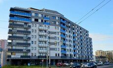 Prenajmem čistú, suchú garáž s elektrickým osvetlením na Jed