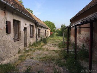 Na predaj investičný objekt s pozemkom 3125 m² na hlavnom ťa