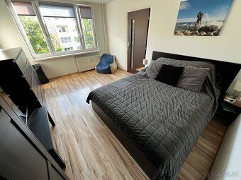 Prenajmem dlhodobo prerobený byt 1+1 /37m2 Kopanice-sever, s