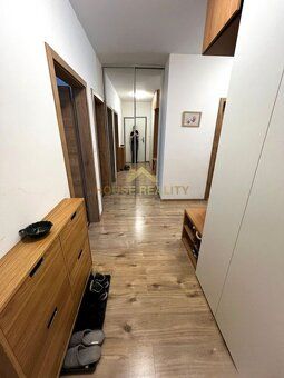 Ponúkame na prenájom štýlový a moderne zariadený 3 izbový by