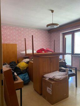 Exkluzívne ponúkam na predaj RD v obci Kocurice iba 2 Km od 