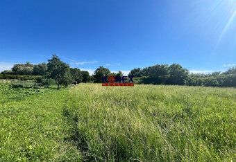 ID:9881 Ponúkame rozľahlý pozemok v meste Vranov nad Topľou: