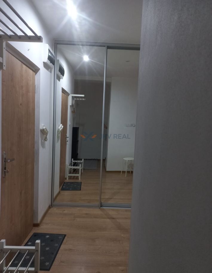 Ponúkam na dlhodobý prenájom priestranný, svetlý 2-izbový by