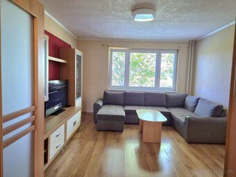 EXKLUZÍVNE – PREDAJ 3 i byt/70,40 m2/ na ulici M. Rázusa/síd