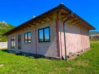 4izb. Keramický RD
 https://www.dumjednimtahem.cz/cz/katalog
