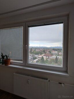 Ponúkame na prenájom priestranný 3-izbový byt o výmere 80m2.