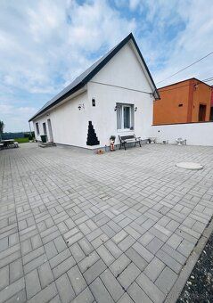 Ponúkame exkluzívne na predaj kompletne zrekonštruovaný rodi