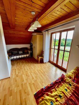🏡Ponúkame na predaj krásnu 3 podlažnú, kompletne zrekonštruo