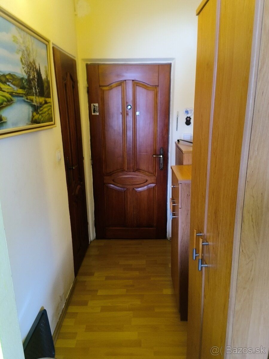 Dám do prenájmu jedno izbový byt v Kysuckom Novom Meste na s