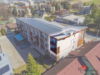 Predám mezonetový apartmán v Via Jasná v Demänovej.
Nehnuteľ
