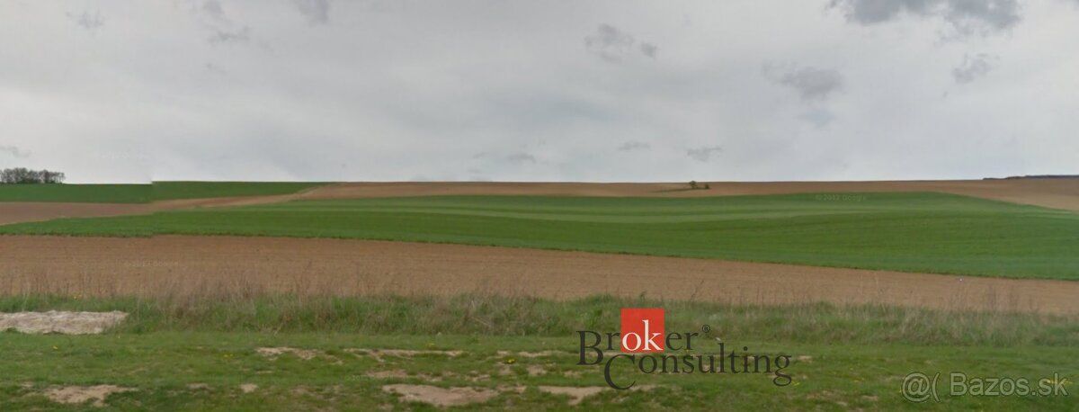 Ponúkame na predaj pozemok v obci Lužianky o výmere 632 m2 v