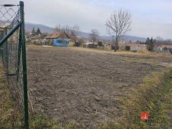 Ponúkam na predaj 2 stavebné pozemky v tichej lokalite centr