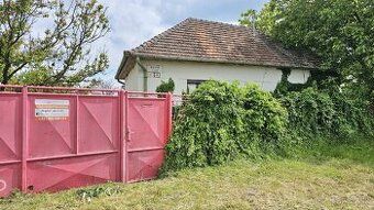 DAJAreality ponúka na predaj rodinný dom určený na zbúranie,