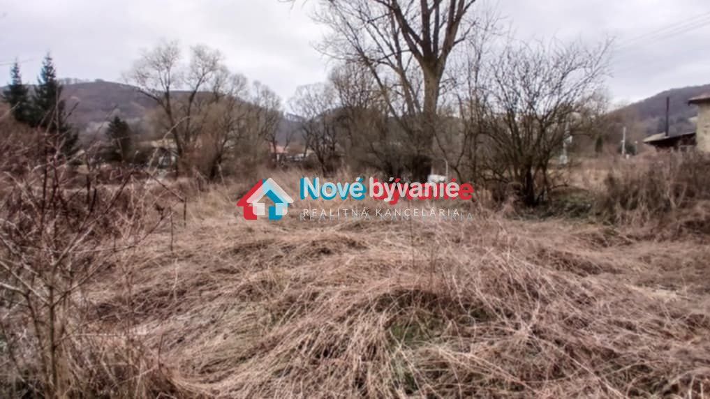 Typ: Pozemky - bytová výstavba Obec: Ubľa
N002-14-MABA Uvere
