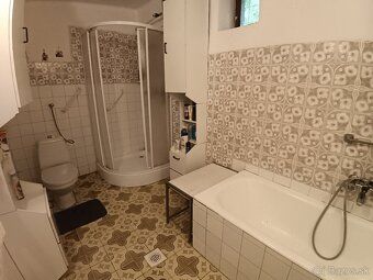 Ponúkame Vám na predaj rodinný dom v krásnom prostredí v mal