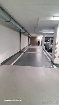 Prenajmem dve garazove statia na Tupeho 34 v Bella Vita Resi