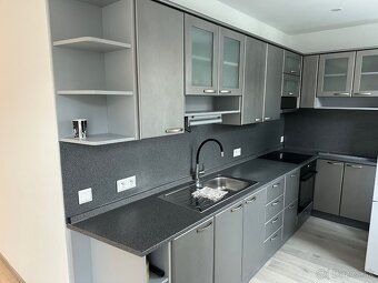 Ponúkame na prenájom útulný 3 izbový byt v kúpeľnom meste Tr