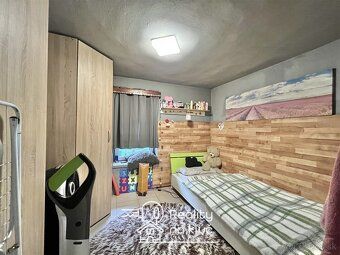 Reality na kľúč Vám ponúka na predaj holodom v obci Trávnica