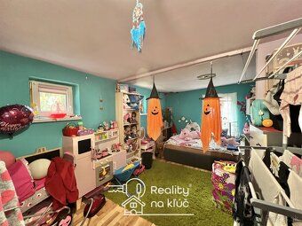 Reality na kľúč Vám ponúka na predaj holodom v obci Trávnica