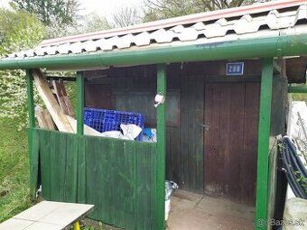 Zahrada 558m2 Ovocne stromy Hrozno Úžitková voda na hranici 