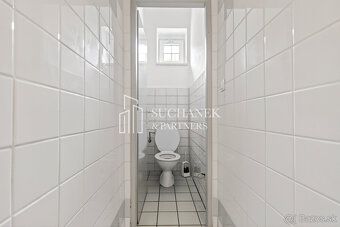 SUCHÁNEK & PARTNERS Vám ponúka na prenájom atraktívny komerč