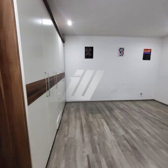 🏡 Ponúkame na predaj 4-izbový rodinný dom 📍 Lokalita: Nesvad