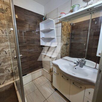 🏡 Ponúkame na predaj 4-izbový rodinný dom 📍 Lokalita: Nesvad