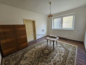 Typ: Rodinný dom Ulica: námestie sv.Jakuba Obec: Veľký Šariš