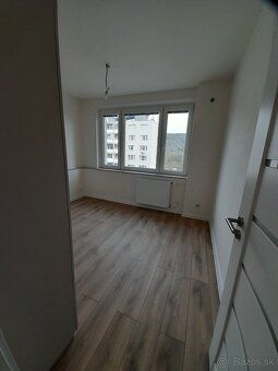 Ponuka od majiteľa : Predám krásny menší 3 izb. byt na sídli