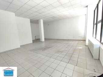 Ponúkame do prenájmu obchodné priestory v centre mesta Nové 