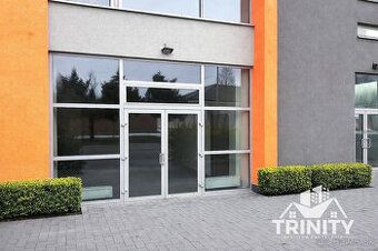 Ponúkame do prenájmu obchodné priestory v centre mesta Nové 