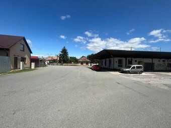 👉Veľký pozemok 1 808 m2 v centre Moldavy nad Bodvou s komerč