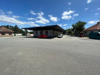 👉Veľký pozemok 1 808 m2 v centre Moldavy nad Bodvou s komerč
