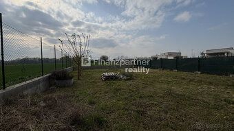 F038-14-SIRA3
Na predaj investičný stavebný pozemok v katast