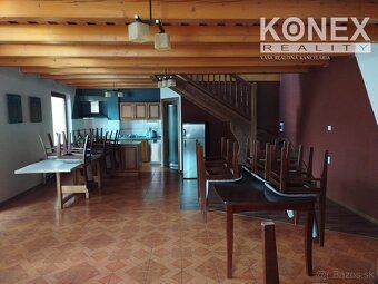 ID:3516
Ponúkame na predaj priestranný komerčný areál v Snin