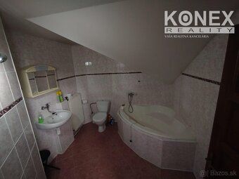 ID:3516
Ponúkame na predaj priestranný komerčný areál v Snin