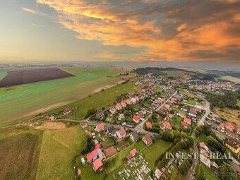 Ponúkam na predaj pozemok nachádzajúci sa v extraviláne mest