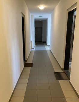 Typ: 1-izbový byt Ulica: Jurská Obec: Bratislava-Nové Mesto
