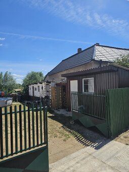 Predávame rodinný dom 5 izbovi viac. Info po tel.0915259300