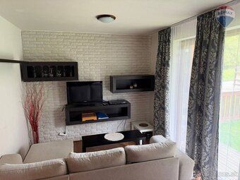 Exkluzívny 2-izbový apartmán na prízemí s predzáhradkou a te