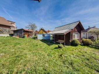 Domček v centre obce Látky – pokoj, príroda a celoročné využ