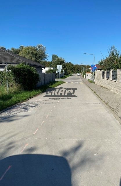 Na predaj Stavebný pozemok Malinovo – Tri vody
Rozloha pozem