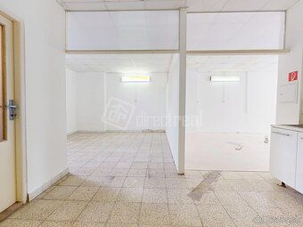 Priestranný obchodný priestor na úžasnom mieste!
Popis: Obch