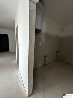 REB.SK ponúka na predaj 3 izbový byt s parkovacím miestom a 