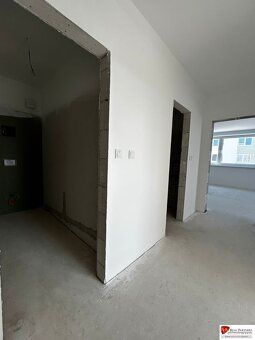 REB.SK ponúka na predaj 3 izbový byt s parkovacím miestom a 